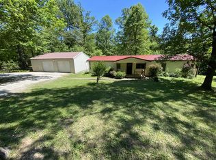 640 Shamrock Rd, Brandenburg, KY 40108