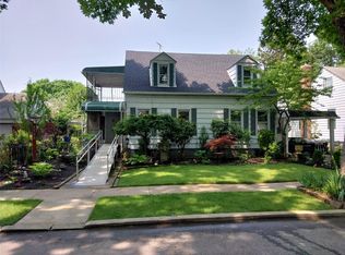83-36 243rd St, Jamaica, NY 11426