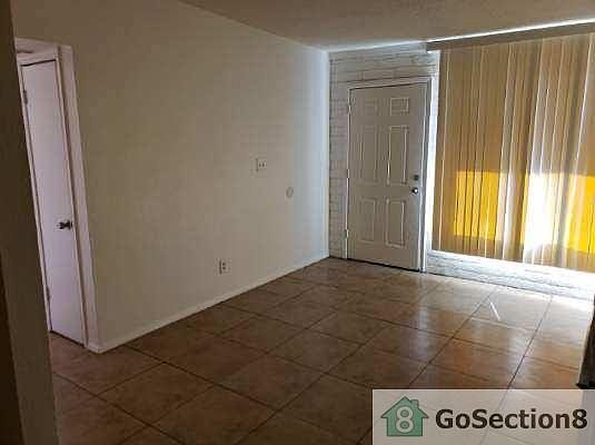 3rd image of 6737 W Myrtle Ave #2