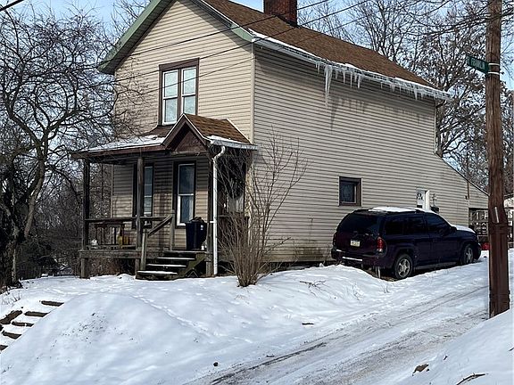 3rd image of 809 Franklin Ave