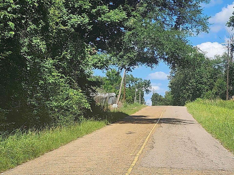 1st image of 3210 Forest Avenue Ext