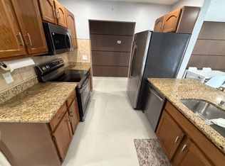 2505 W Woolbright Rd, Boynton Beach, FL 33426