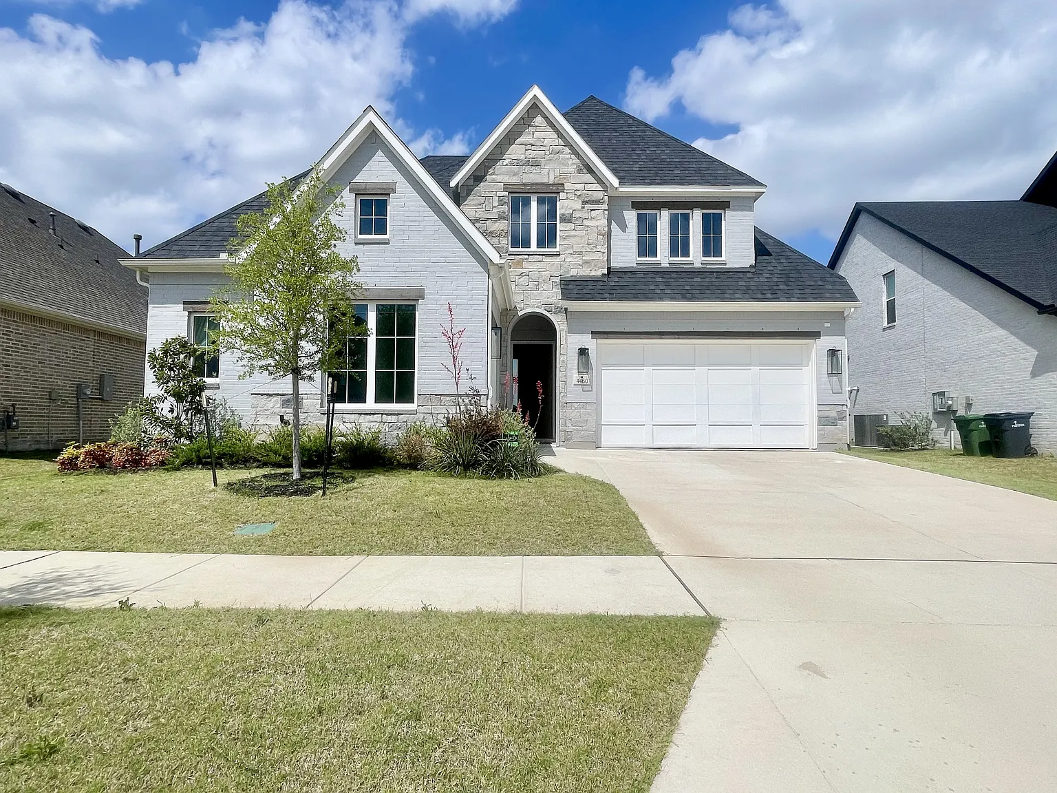 4 bed, 3534 sqft, $5,500 — Photo 2