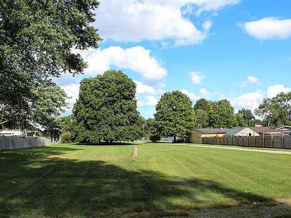 3rd image of 54105 County Road 7