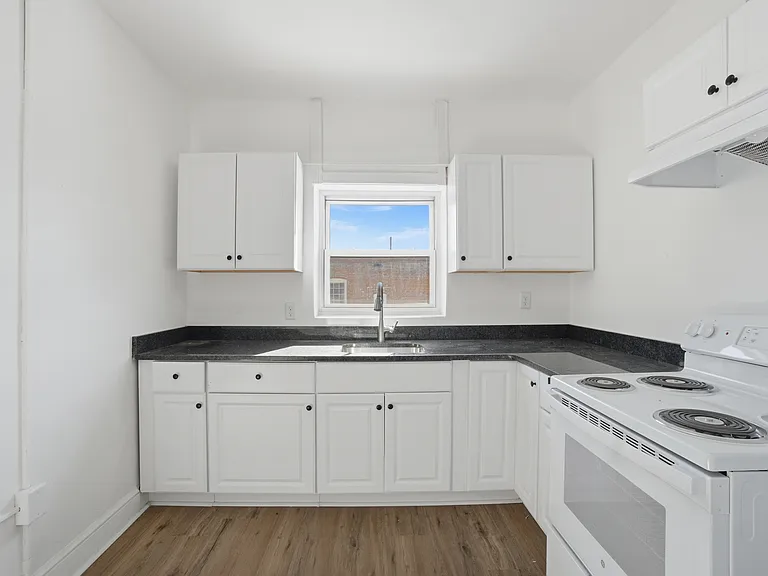 157 W Washington St — Photo 20