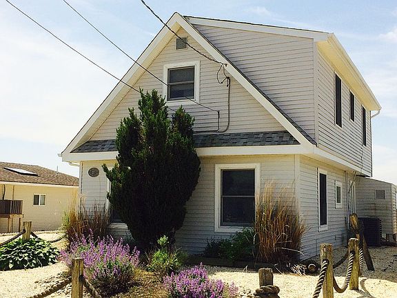 2nd image of 27 W Mullica Rd