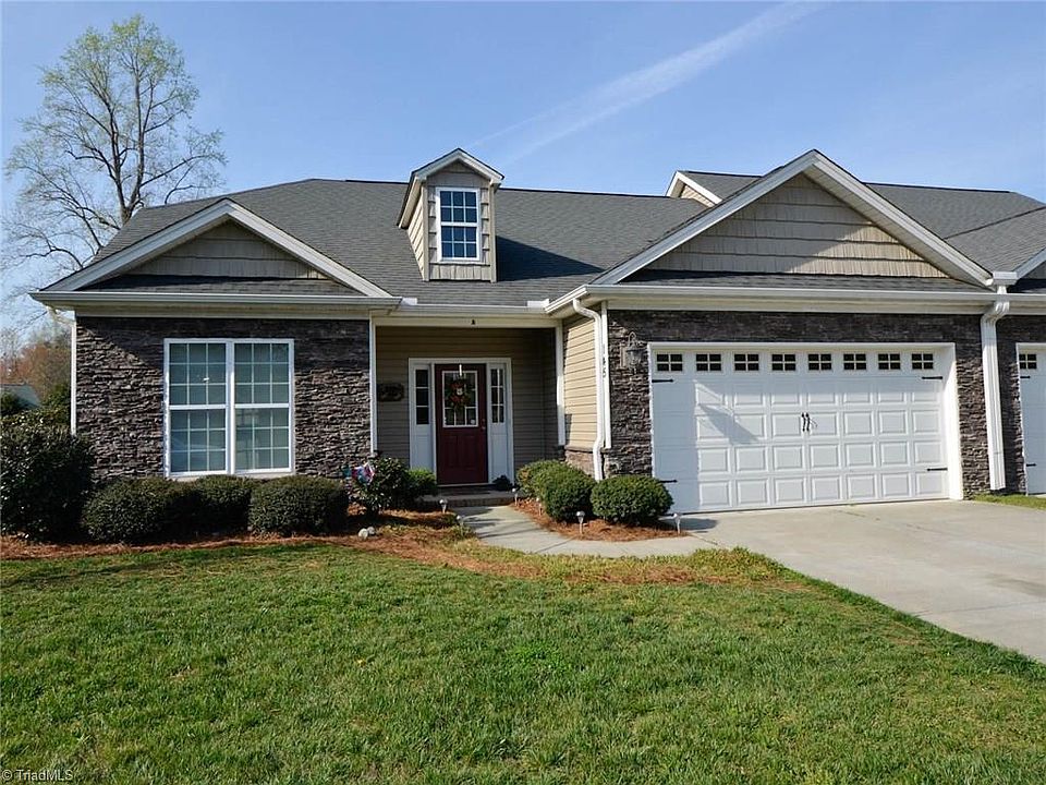 1st image of 145 Laurel Cliffs Dr #C