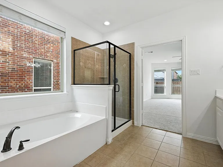 10421 Sexton Dr — Photo 21