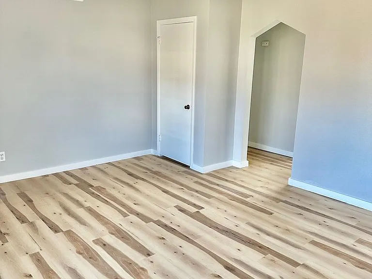 2847 Union St — Photo 10