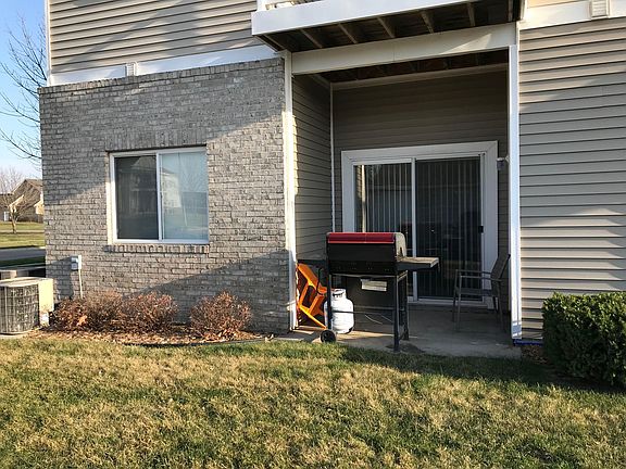 3rd image of 1360 SE Florence Dr Unit 61
