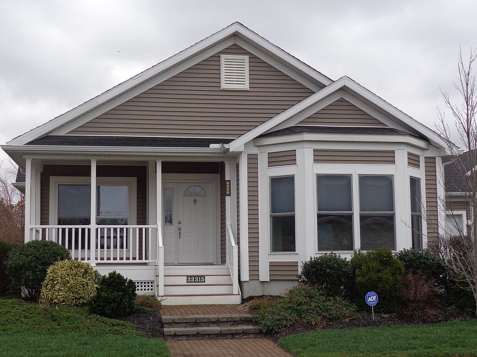 1st image of 32315 Mulligan Way