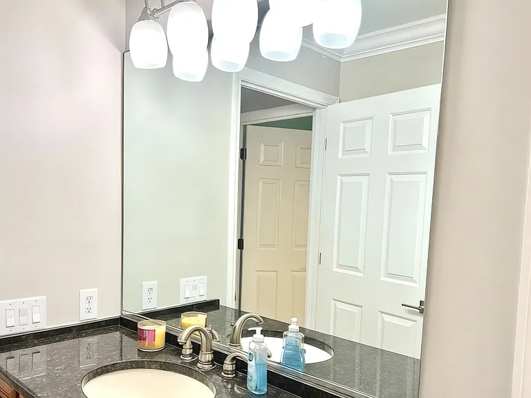 943 Mendoza Blvd — Photo 21