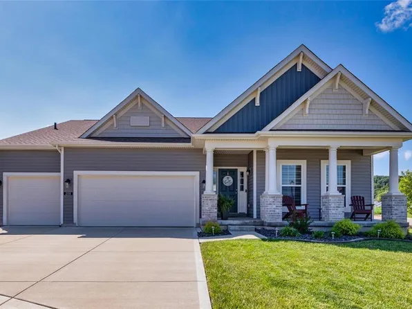 208 Willow Ridge Ct, Eureka, MO 63025