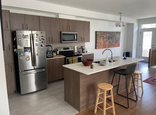 287 Fountainhead Dr, Ottawa, ON K1W0N9