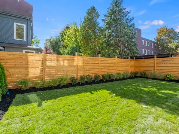 46 Vernon St #46, Brookline, MA 02446