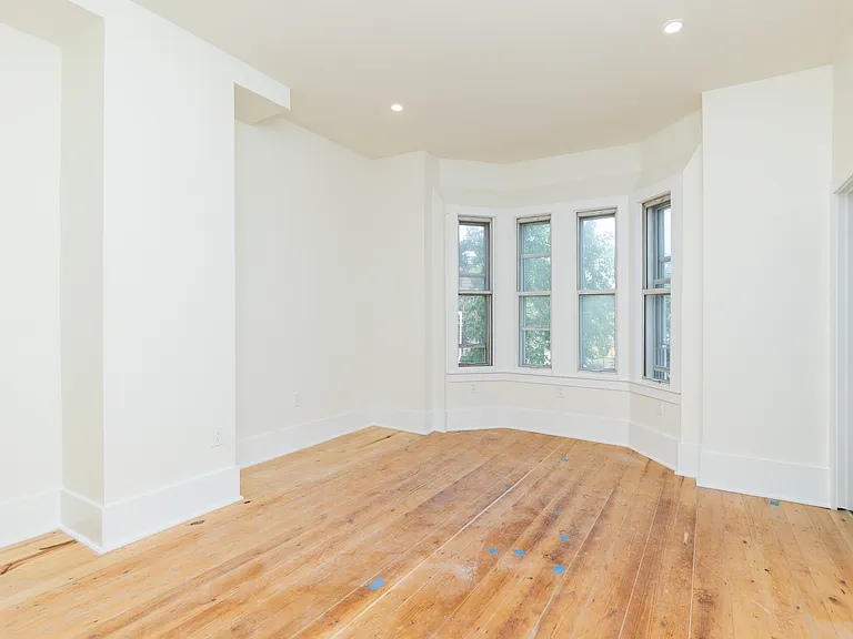 219 Trenton St #2 — Photo 3