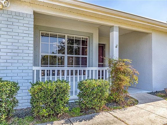 2nd image of 725 W Starjasmine Pl