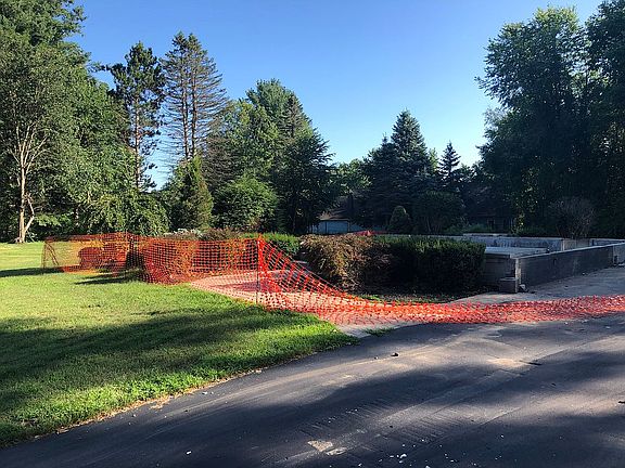 5th image of 27 Cloverleaf Dr