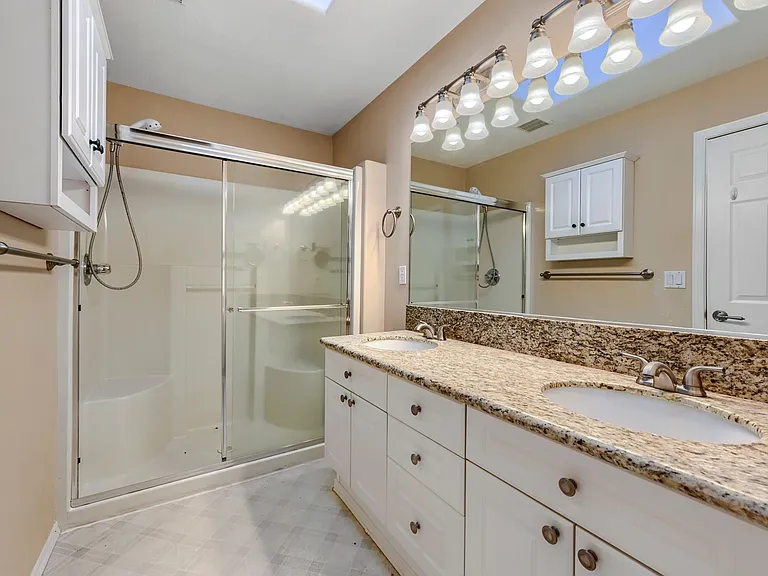15084 Persimmon Way — Photo 15