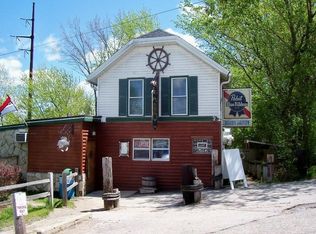 W299S10560 Phantom Woods Rd, Mukwonago, WI 53149