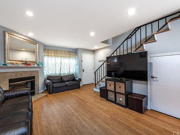 5th image of 9325 Sunland Park Dr APT 19