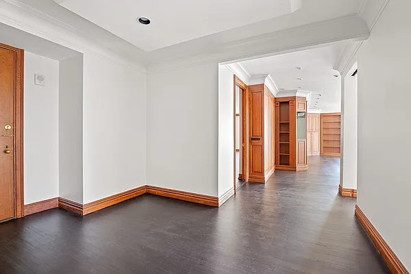 Rented by Compass | media 31