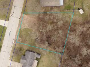 22 Butler Ct, Lawrenceburg, IN 47025