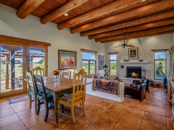 46 Camerada Rd, Santa Fe, NM 87508