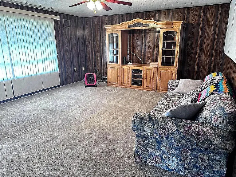 3709 Fairview St — Photo 2