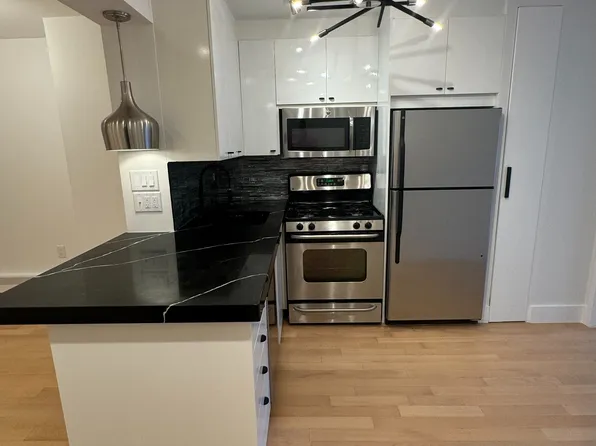 107 Avenue A 4F image 1 of 22