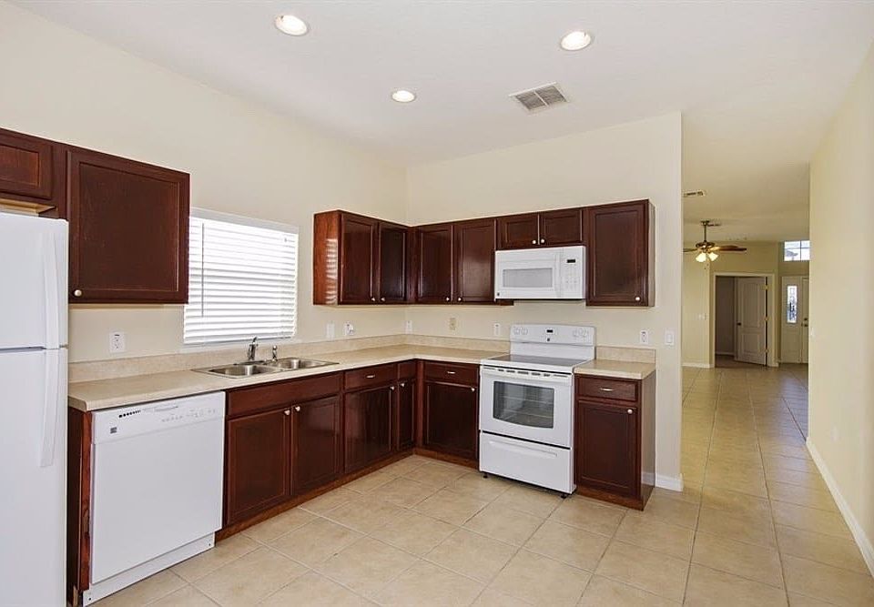 1st image of 5218 Lorilawn Dr