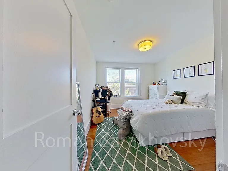 83 Harvard St #12 — Photo 12