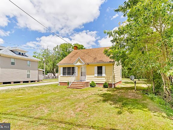 3rd image of 26642 Mariners Rd