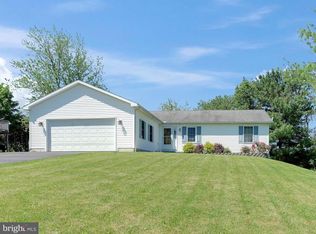 1311 Running Deer Dr, Auburn, PA 17922