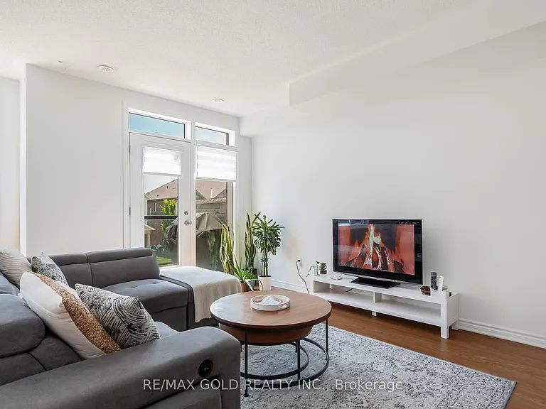 18 Waterville Way — Photo 10