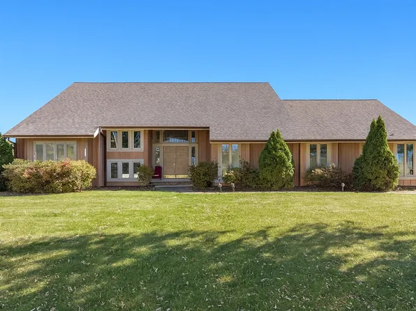 1 Deanne Lynn Circle, Windsor, CT 06095