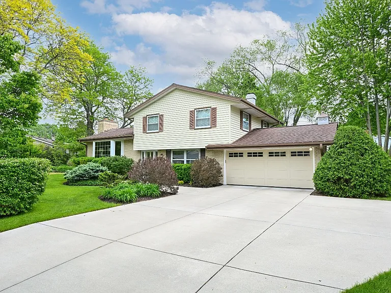 2 Car Garage