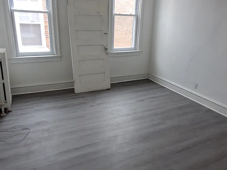 606 N 64th St #1STFLOOR — Photo 19