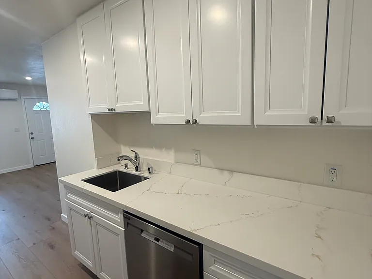 3967 College Ave #B2 — Photo 13