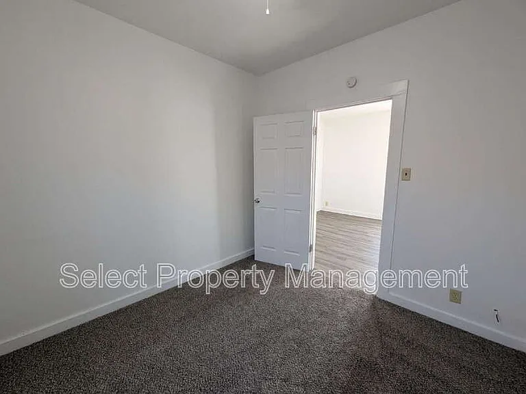1914 Kentucky Ave #201 — Photo 15