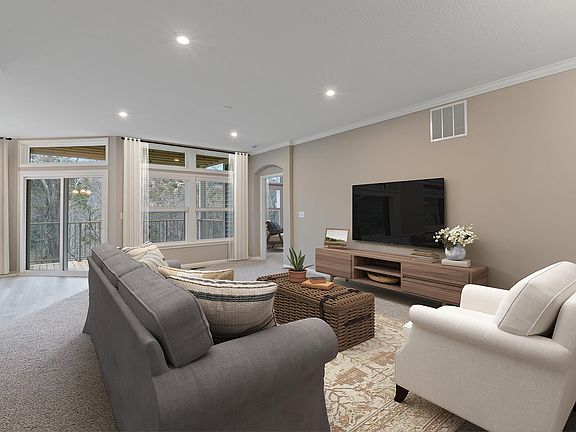 3rd image of 7696 Devonshire Dr #35-203