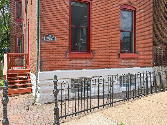 3rd image of 2907 Salena St