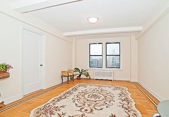 4th image of 123 W 93rd St APT 9A