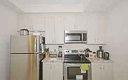 35 Heron Park Pl #4 — Photo 10