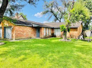 11327 Paramount Ln, Houston, TX 77067