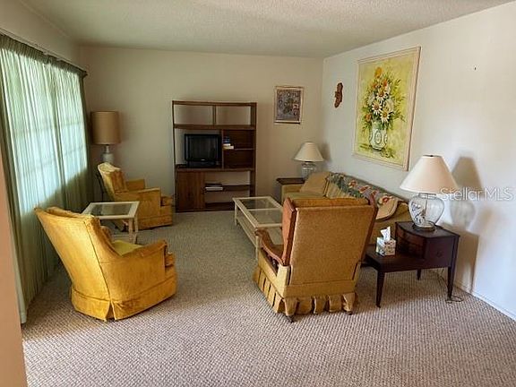 4th image of 4700 Cove Cir APT 203