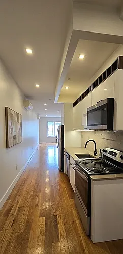 163 Court St #3A Photo 1