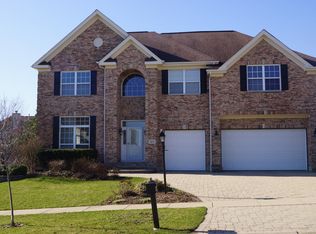 673 W Slippery Rock Dr, Palatine, IL 60067
