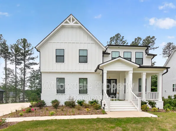 111 N Parkside Dr, Pittsboro, NC 27312