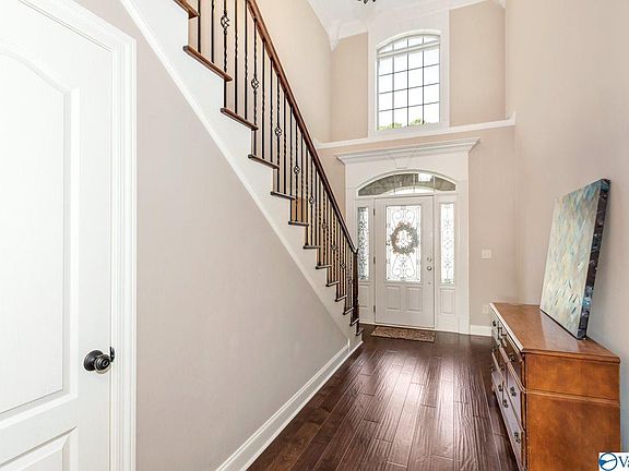 2nd image of 4855 Cove Valley Dr SE